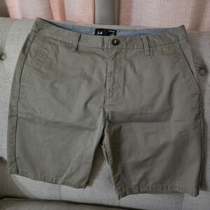 Men's Khaki Shorts